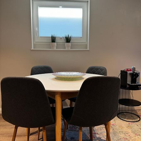 Modernes & Komfortables 1 Zimmer-Souterrain-Apartment Hamburg-Harburg Exteriör bild